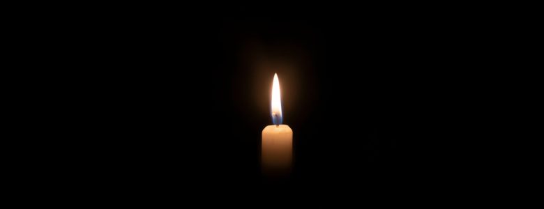 This is the darkness retreat, about self-mastery and inner exploration by Isra garcia